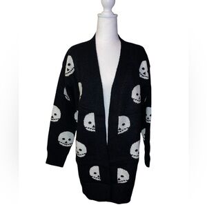 Black and White Skull Print Cardigan Sweater Sz Large